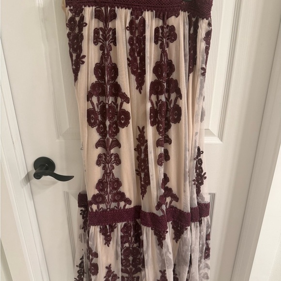 Altar'd State Dresses & Skirts - Altar'd State Burgundy and Cream Maxi Skirt